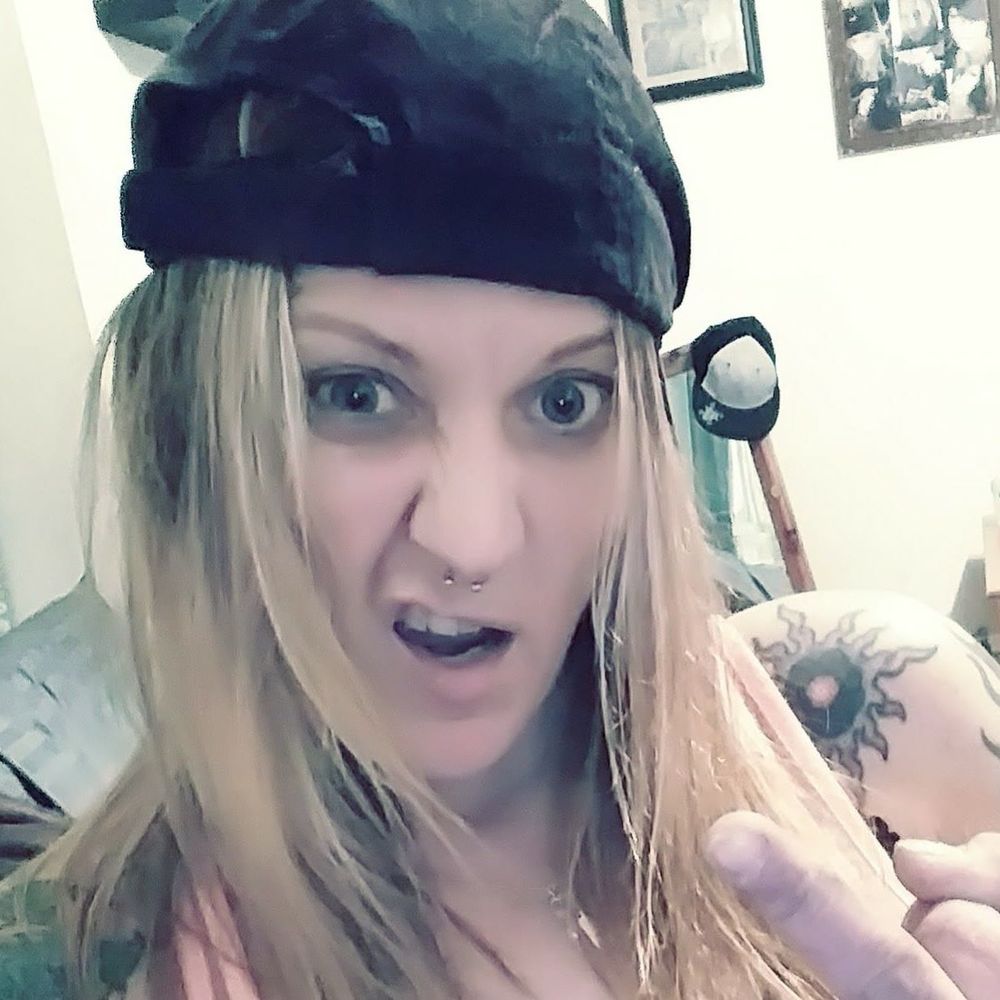 Meet your Posher, Stephanie